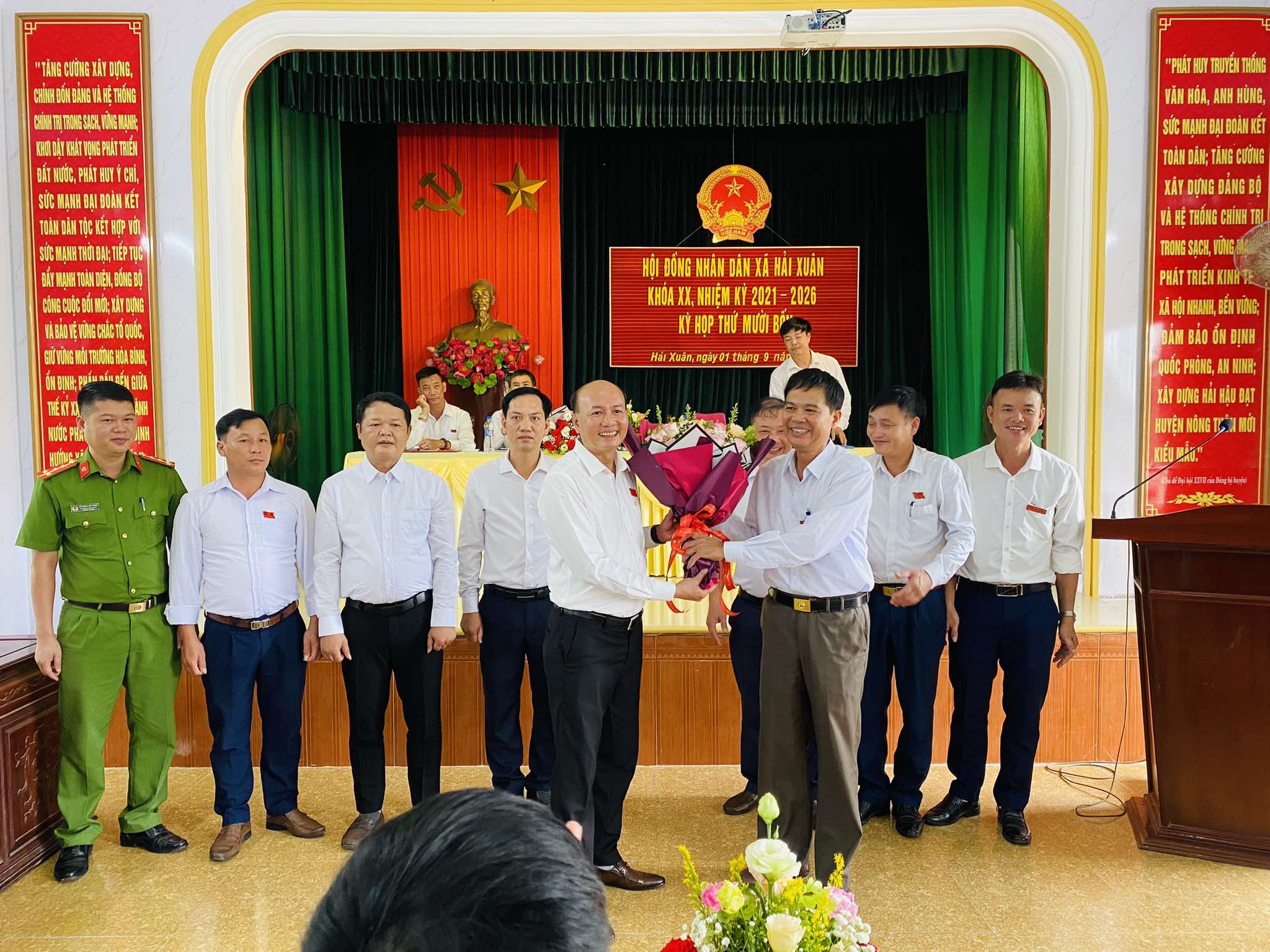 anh tin bai
